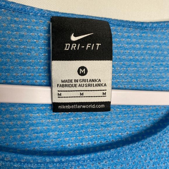 Nike Dri-Fit Blue Running Short-Sleeve Boxy Top Zip Pocket Size M - Picture 6 of 12